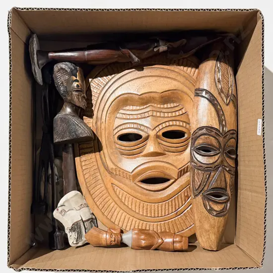 Qty of Assorted Tourist Ware Masks & Figures etc