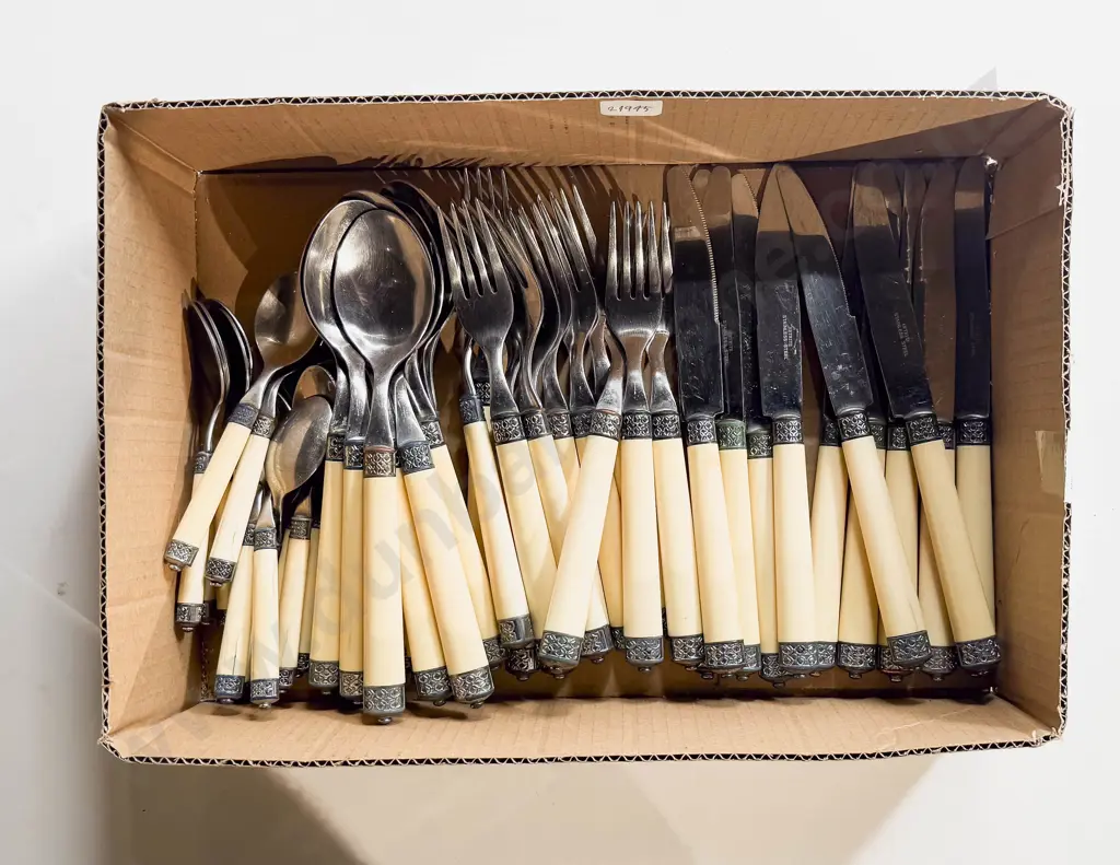 Part Set of Bone Handled Cutlery Image 1++