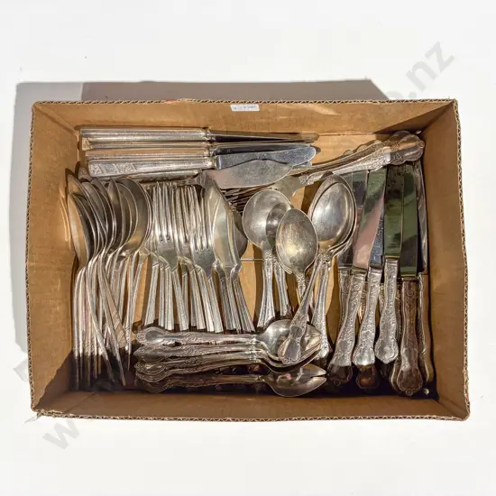 Qty of Assorted S/P Cutlery