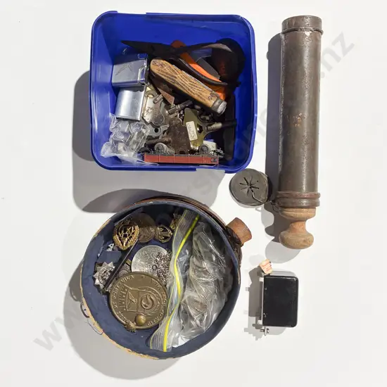 Box Qty of Assorted Vintage