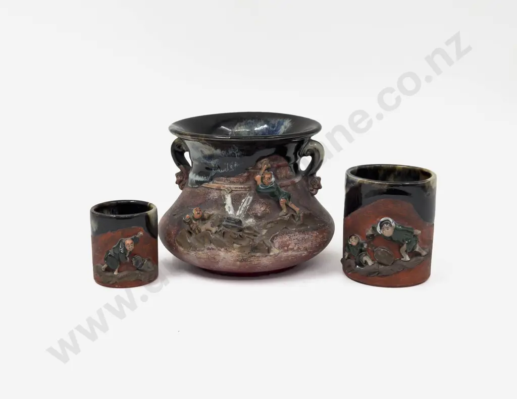 Three Pces of Japanese Sumida Gawa Pottery Image 1++
