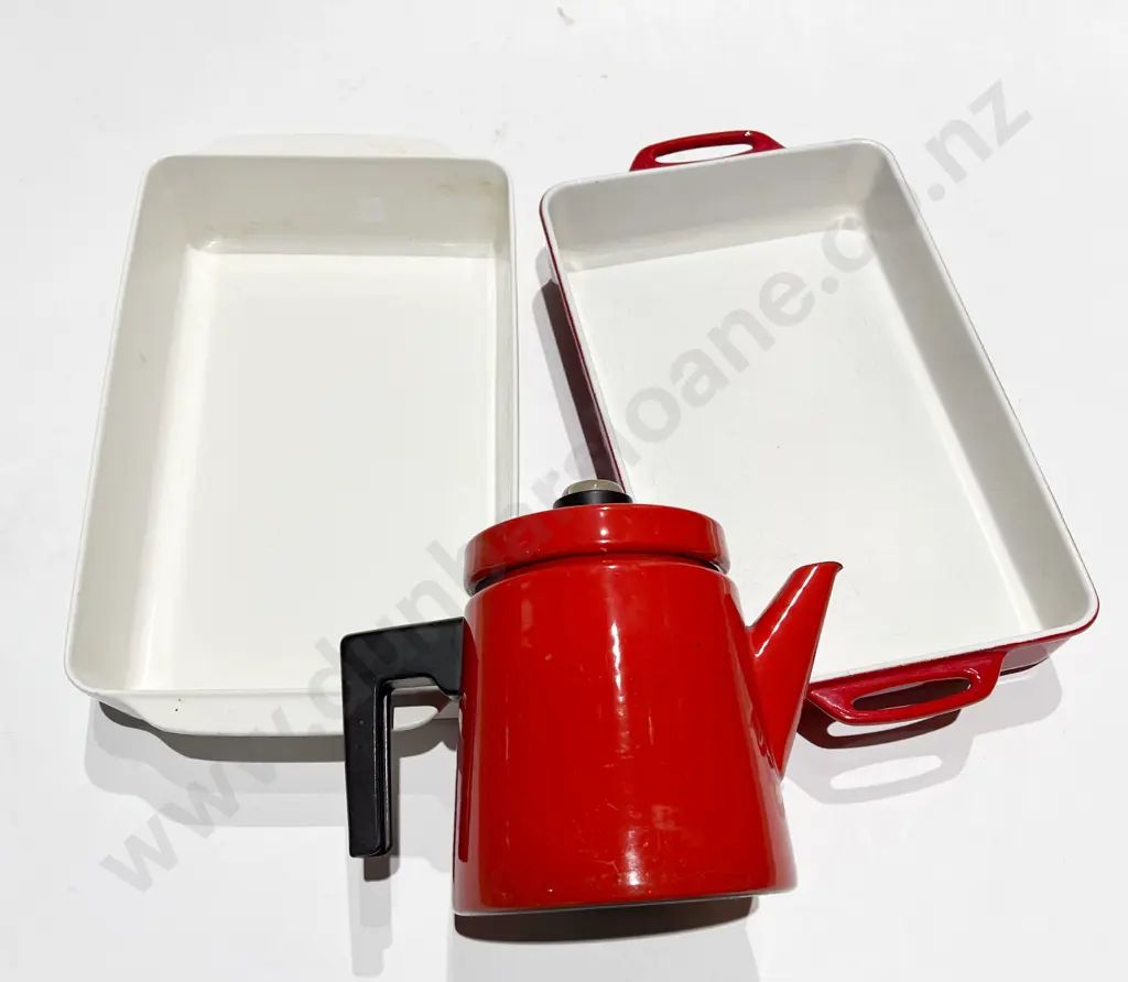 Finel Arabia Coffee Pot together with Two Cast Iron Enamel Dishes Image 1++