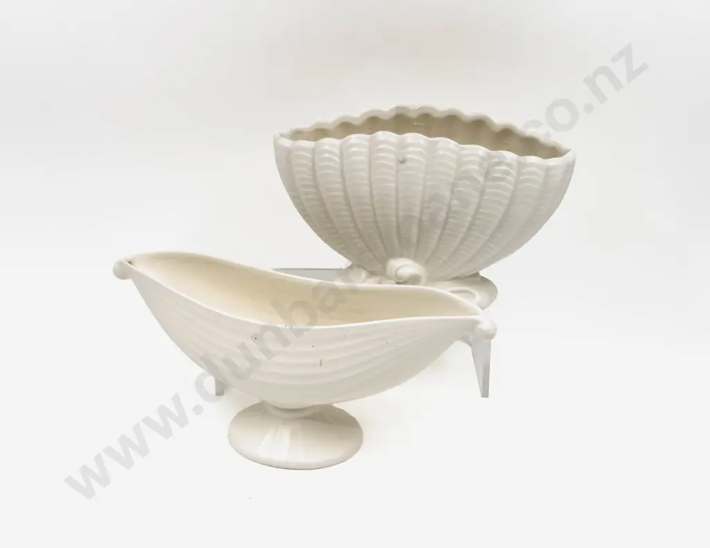 Sylvac Shell Vase together with Roydon Pottery Vase Image 1++