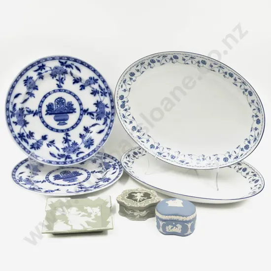 Qty of Assorted Blue & White together with Jasperware