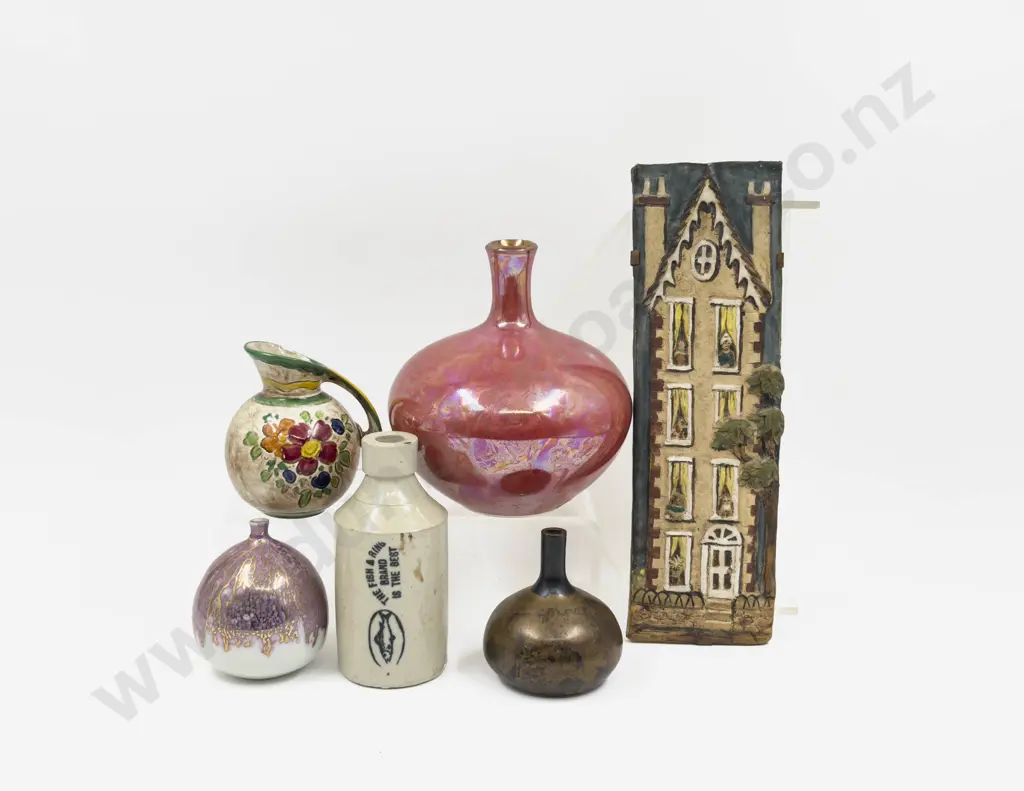 Qty of Assorted Pottery & Stoneware etc Image 1++