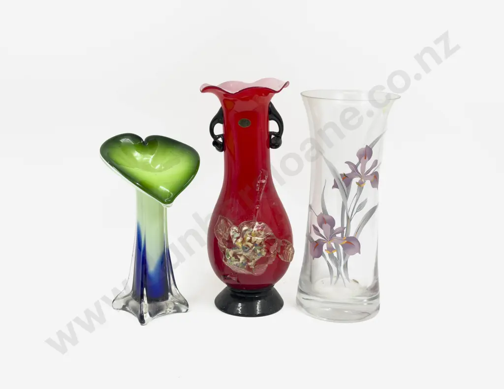 Qty of Assorted Art Glass etc Image 1++