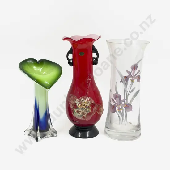 Qty of Assorted Art Glass etc
