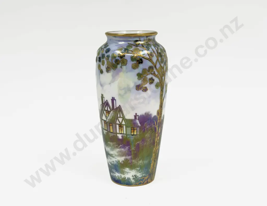 Aynsley Lustre Vase Featuring Tudor Mansion Image 1++