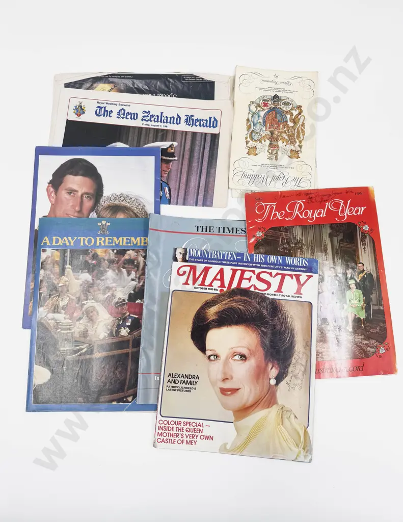 Quantity of Royal Commemorative Newspapers and magazines Image 1++