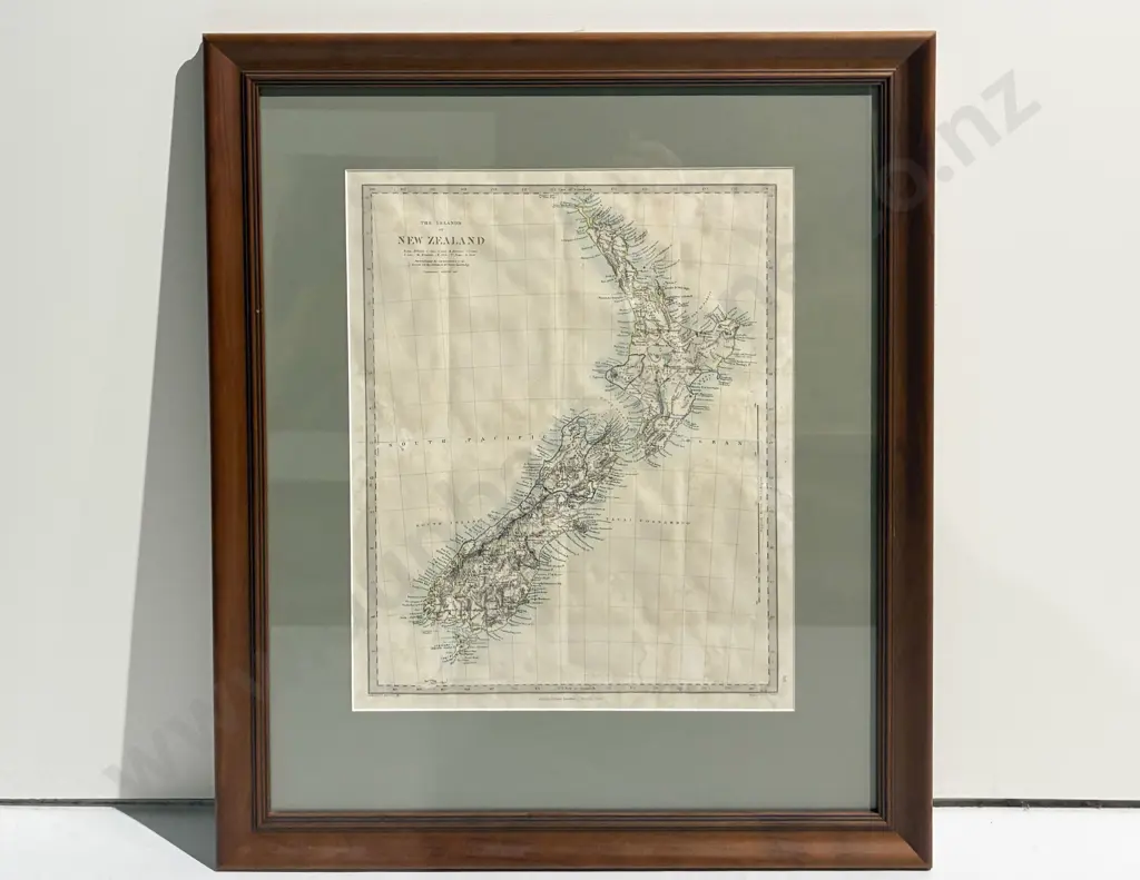 Framed Vintage Map of New Zealand Image 1++