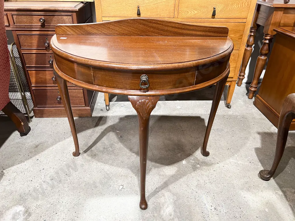 Mahogany D End Hall Table Image 1++