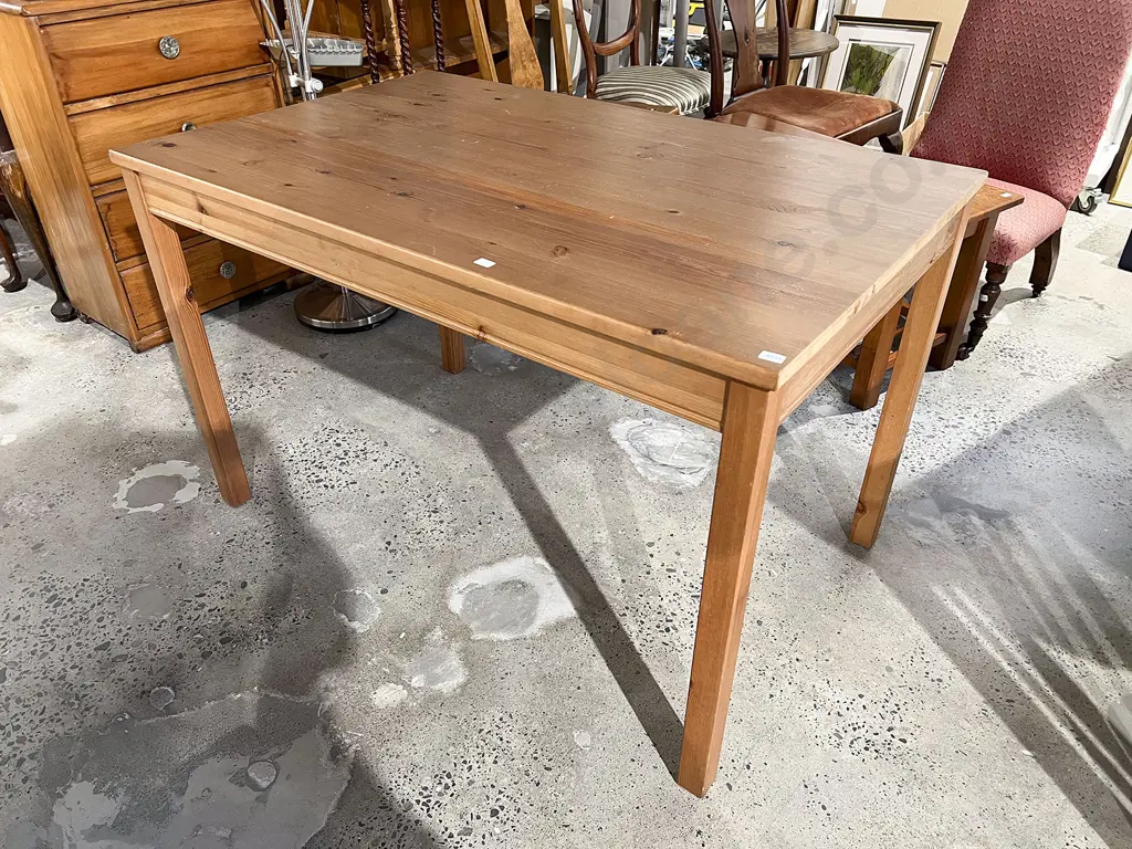 Pine Dining Table Image 1++