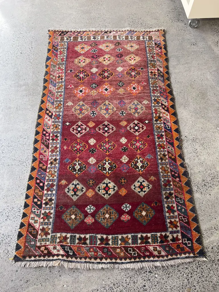 Persian Woollen Floor Rug Image 1++
